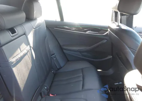 2019 BMW 530E xDrive Iperformance из США, поврежденный, VIN WBAJB1C58KB375764